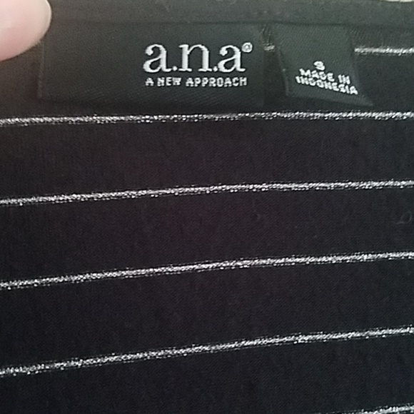 Black and Glitter Striped Top - Picture 3 of 4